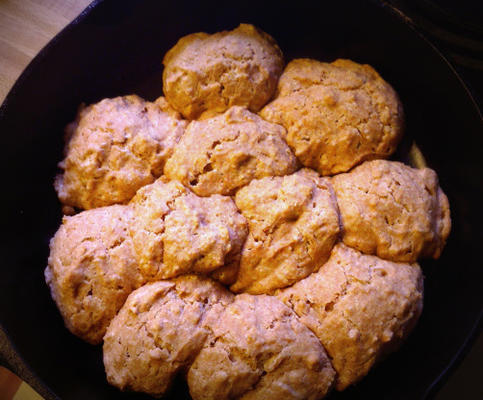 biscuits à la farine d'épeautre - légers et moelleux et plein de saveur
