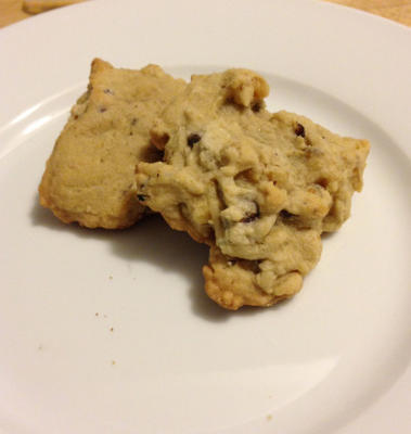 biscuits aux pépites de chocolat et aux noix