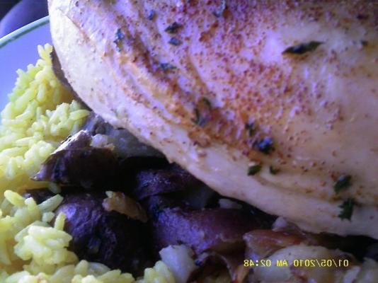 poulet assyrien et pommes de terre au riz jaune