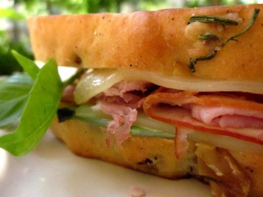 sandwich au jambon et au fromage italien