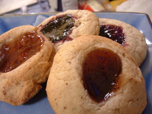 biscuits d'empreinte de pouce sans gluten