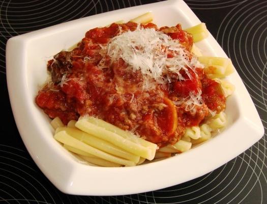 sauce à la viande spaghetti à l'ancienne