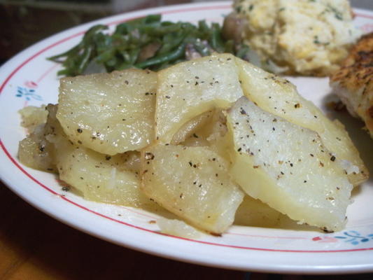 tranches de pommes de terre au beurre