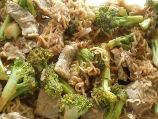 brocoli de boeuf lo mein