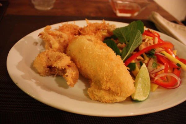 calamars farcis au poulet et aux crevettes - style thaï
