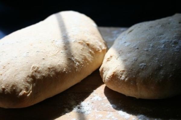 ciabatta (un pain italien)