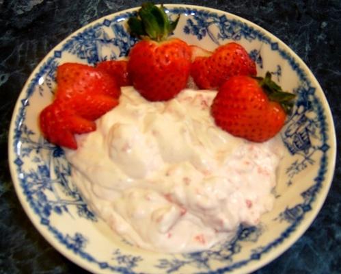 crème fouettée à la fraise