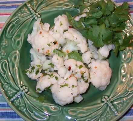 chou-fleur à la vinaigrette citron vert et piment