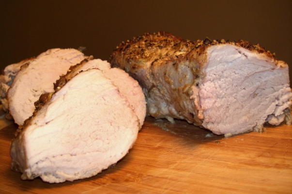 filet de porc à la croûte de moutarde et de poivre