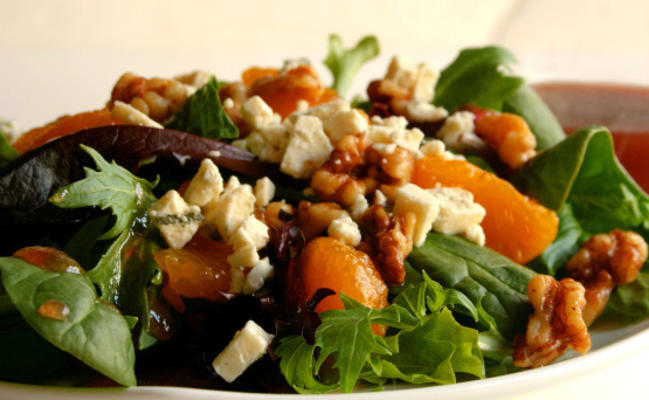 salade de noix grillées à la mandarine et au gorgonzola