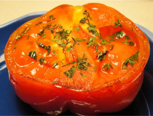 tomates anciennes grillées aux herbes fraîches