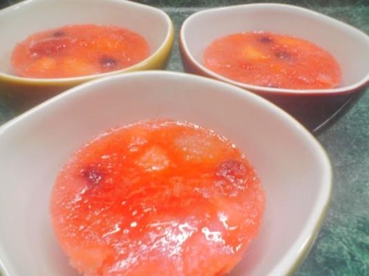 tasses de fruits congelées de grand-mère