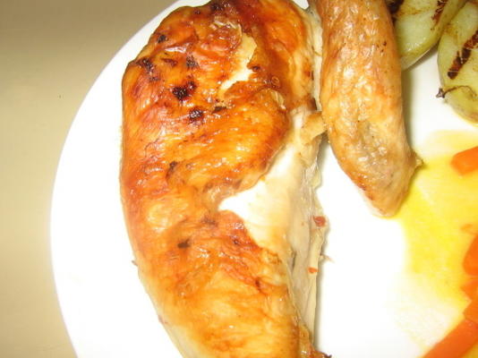 poulet rôti au four avec citron, ail et romarin