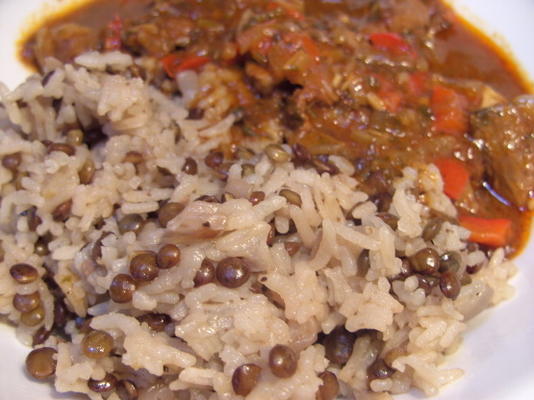 lentilles et riz (koshary) (egypte)