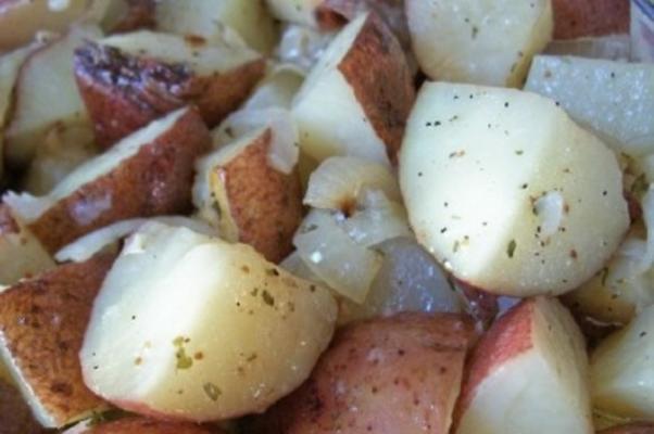pommes de terre nouvelles au beurre à l'ail