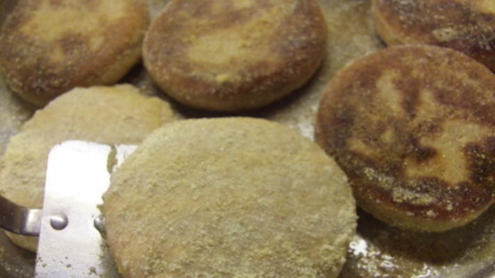pain-aux-painandreg; muffins anglais au blé entier