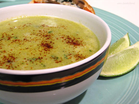 sopa de elote (soupe de maïs mexicain)