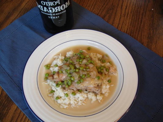 poulet portugais aux petits pois (frango com ervilhas)