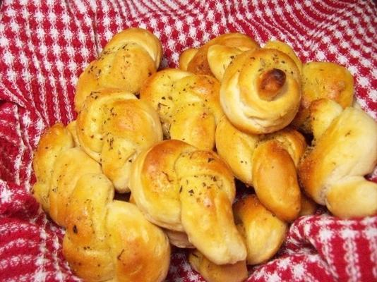 noeuds de biscuits aux herbes