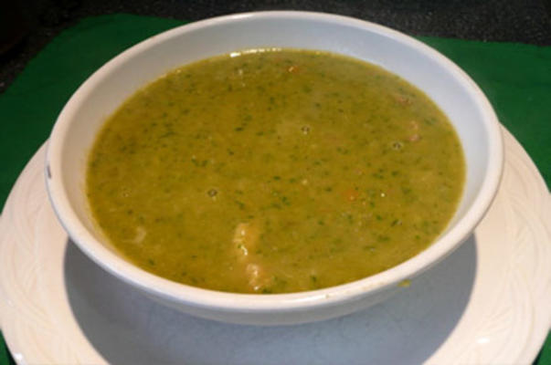 Soupe de pois cassés à la pancetta