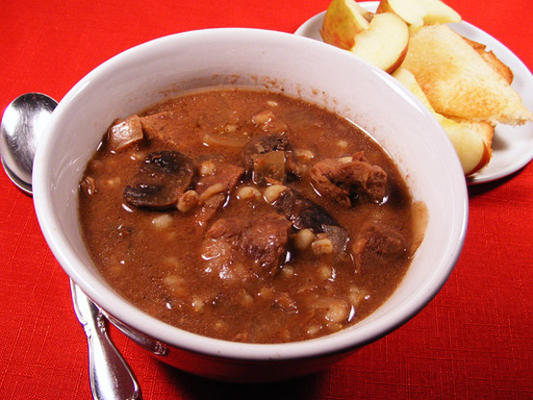 soupe aux champignons et au bœuf à la mijoteuse