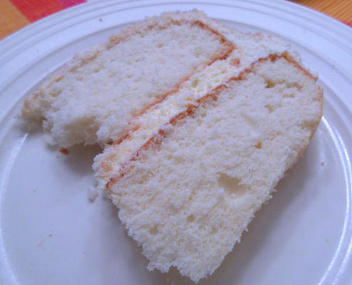 gâteau blanc pour occasion spéciale
