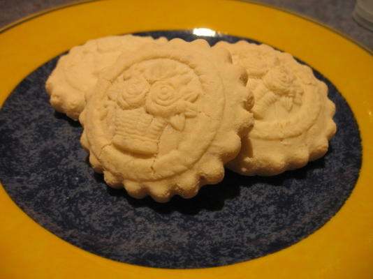 anisbroetli (biscuits à l'anis)