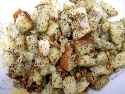 croûtons au fromage aux herbes et à l'ail