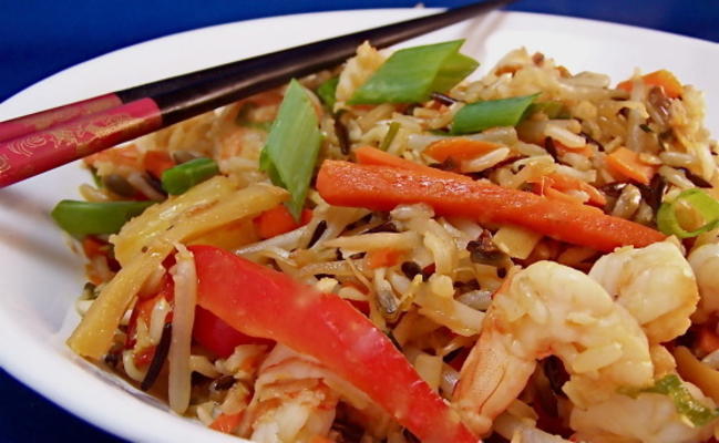 riz frit aux crevettes aigre-douce