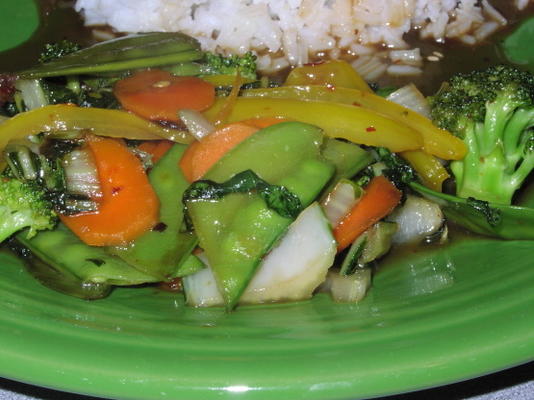 sauté de légumes de style asiatique