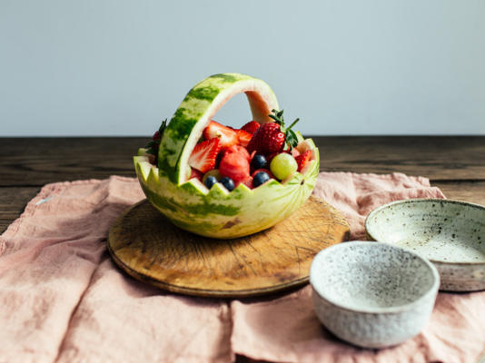 salade de fruits de panier de pastèque