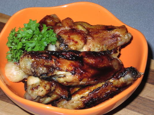 ailes de poulet grillées douces et épicées
