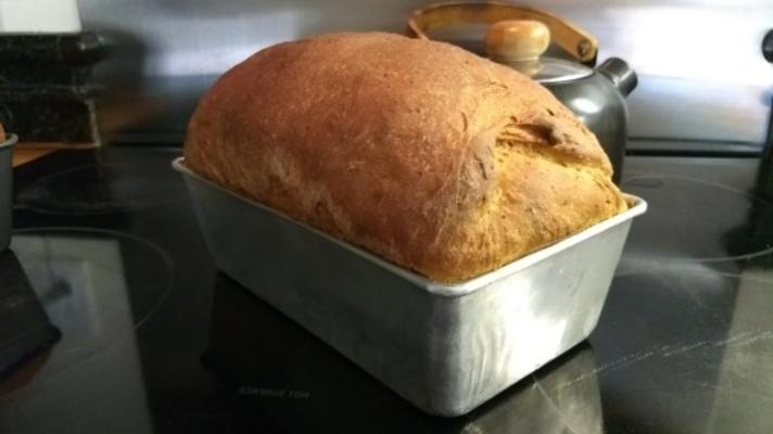 pain à l'avoine et à la mélasse douce
