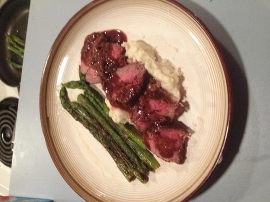 Filet de boeuf sauce vin rouge à l'estragon