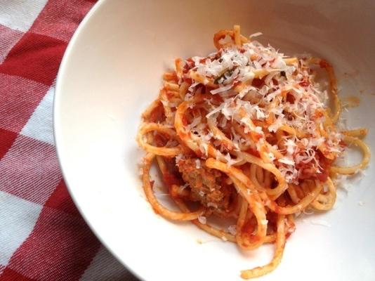 spaghettis micro-ondes à un plat