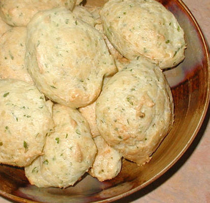 choux au basilic et au parmesan