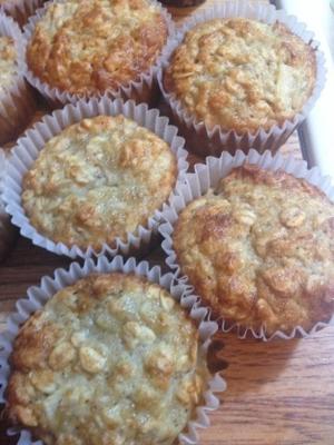 muffins à la banane, aux pommes et à l'avoine