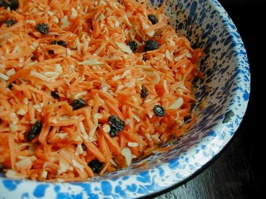 salade de carottes et de noix de coco