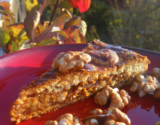 tarte aux noix suisse (engadiner nusstorte ou banduuml; ndner nusstorte)