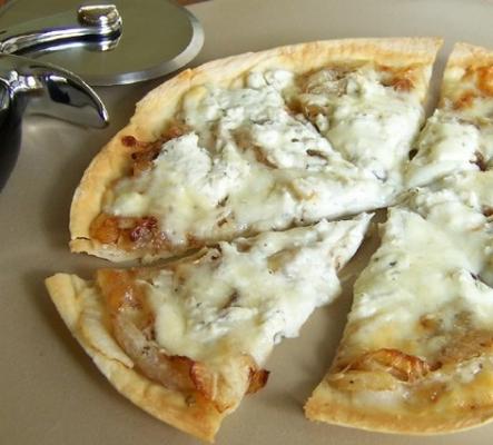pizza au fromage oignon caramélisé