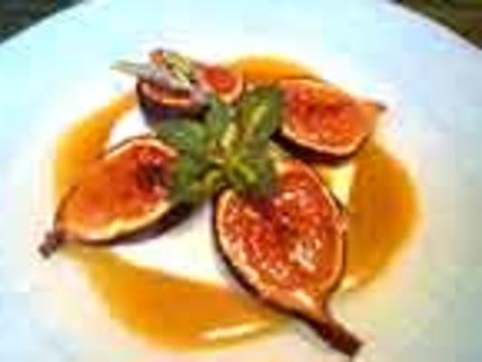 figues caramélisées au miel de lavande et à la crème