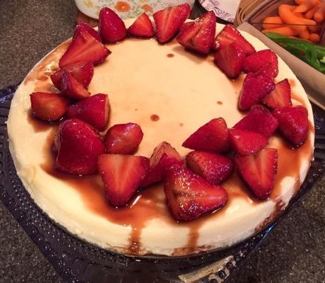 cheesecake au mascarpone avec fraises balsamiques