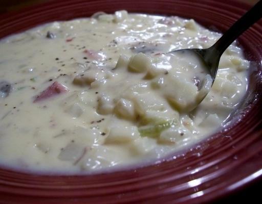 soupe de pommes de terre chunky délicieux