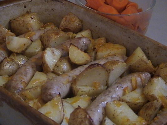 pommes de terre rôties et saucisses