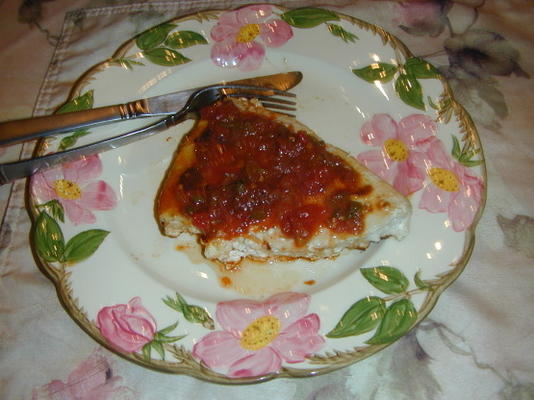 suprême de salsa de l'espadon de Bill