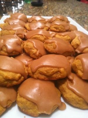 biscuits à la citrouille avec glaçage au caramel