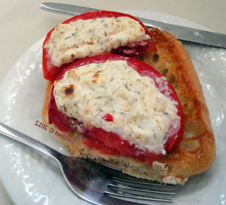 Tranches de tomates grillées à 4 fromages