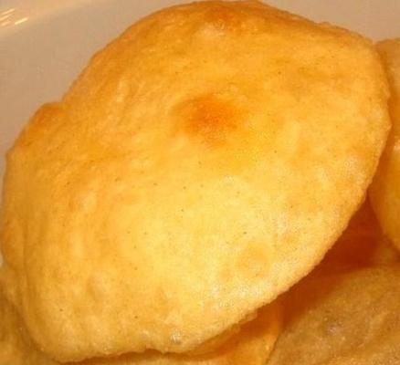 puris (choux de pain frit)