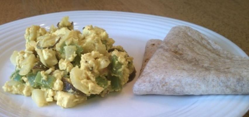 savoureux tofu végétarien brouiller