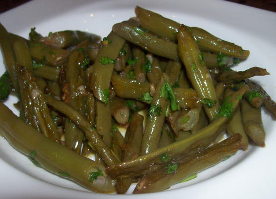 fasoliyyeh bi zayt (haricots verts syriens à l'huile d'olive)